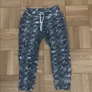 N:philanthropy cropped sweatpants